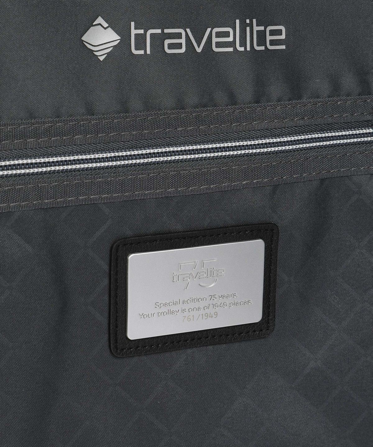 Travelite Next Spinner (4 wheels) silber/grün