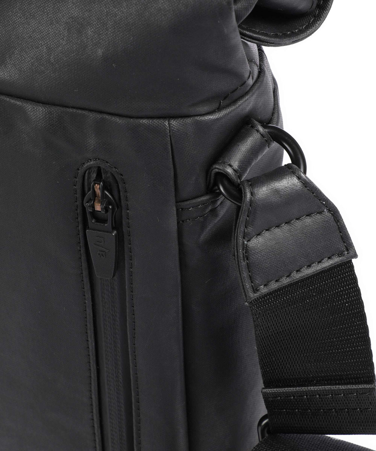 Aunts & Uncles Japan Yodo Crossbody bag black