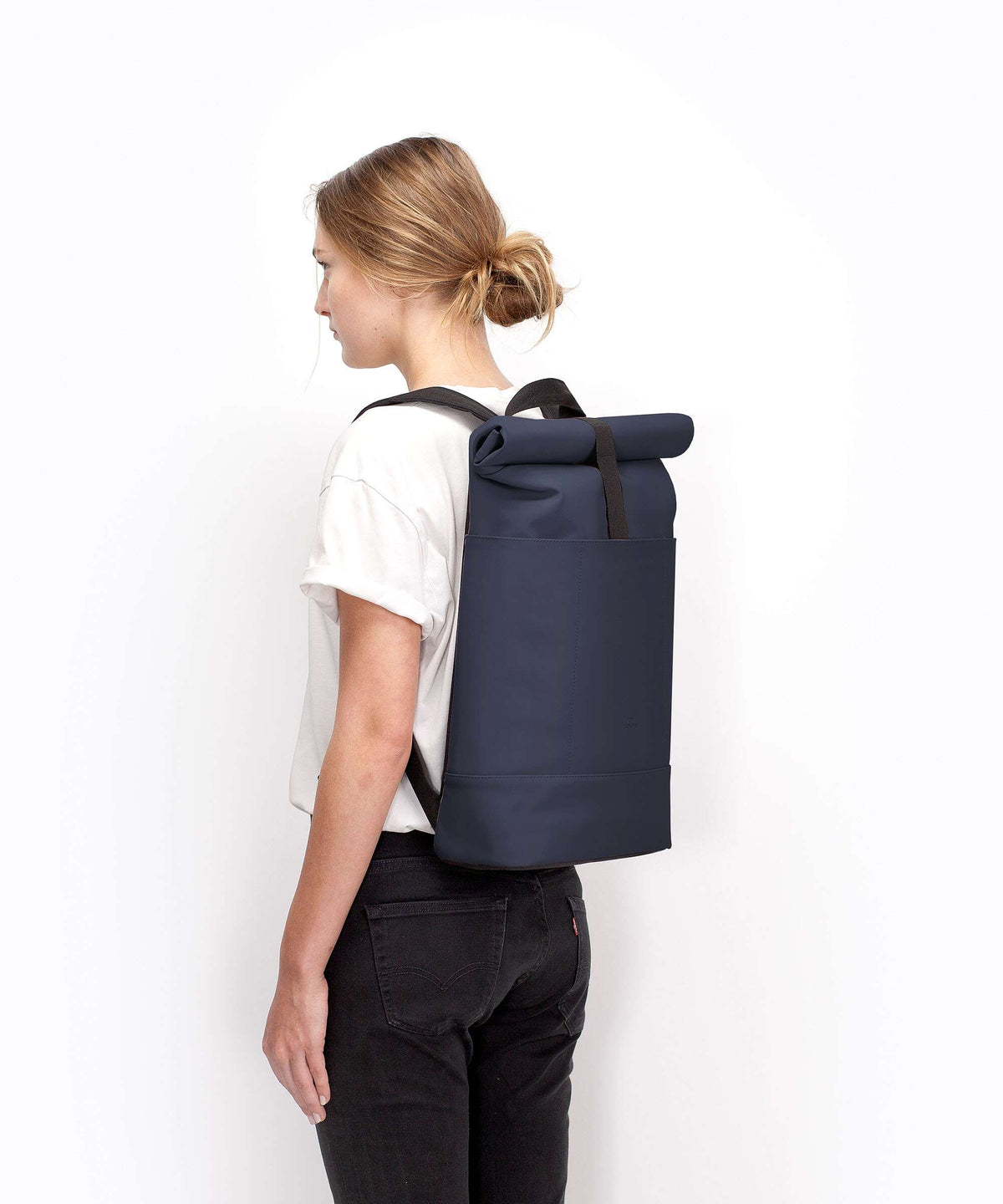 Ucon Acrobatics Lotus Hajo Medium Rolltop backpack dark navy