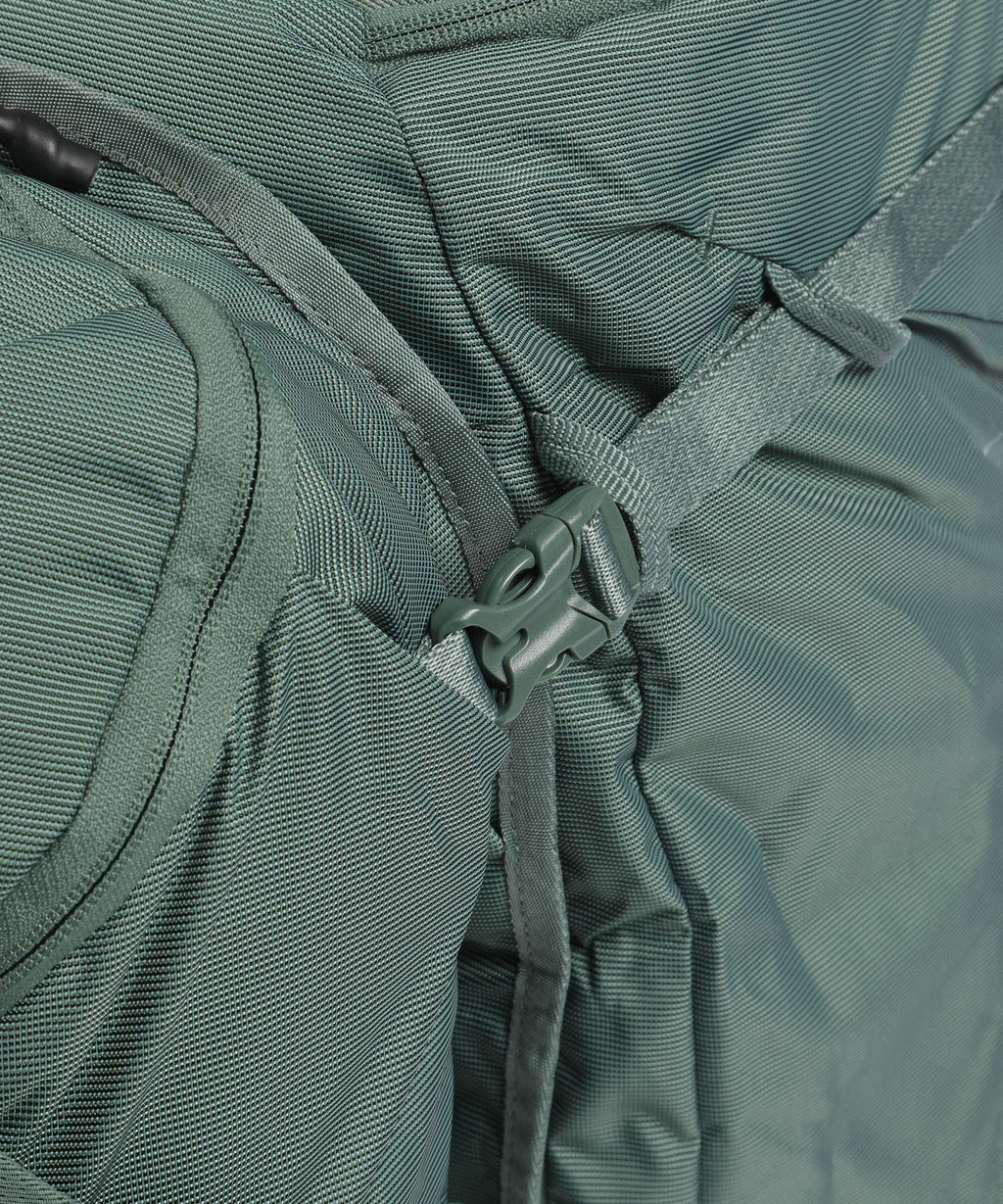 Thule Landmark 60 Travel backpack hazy green