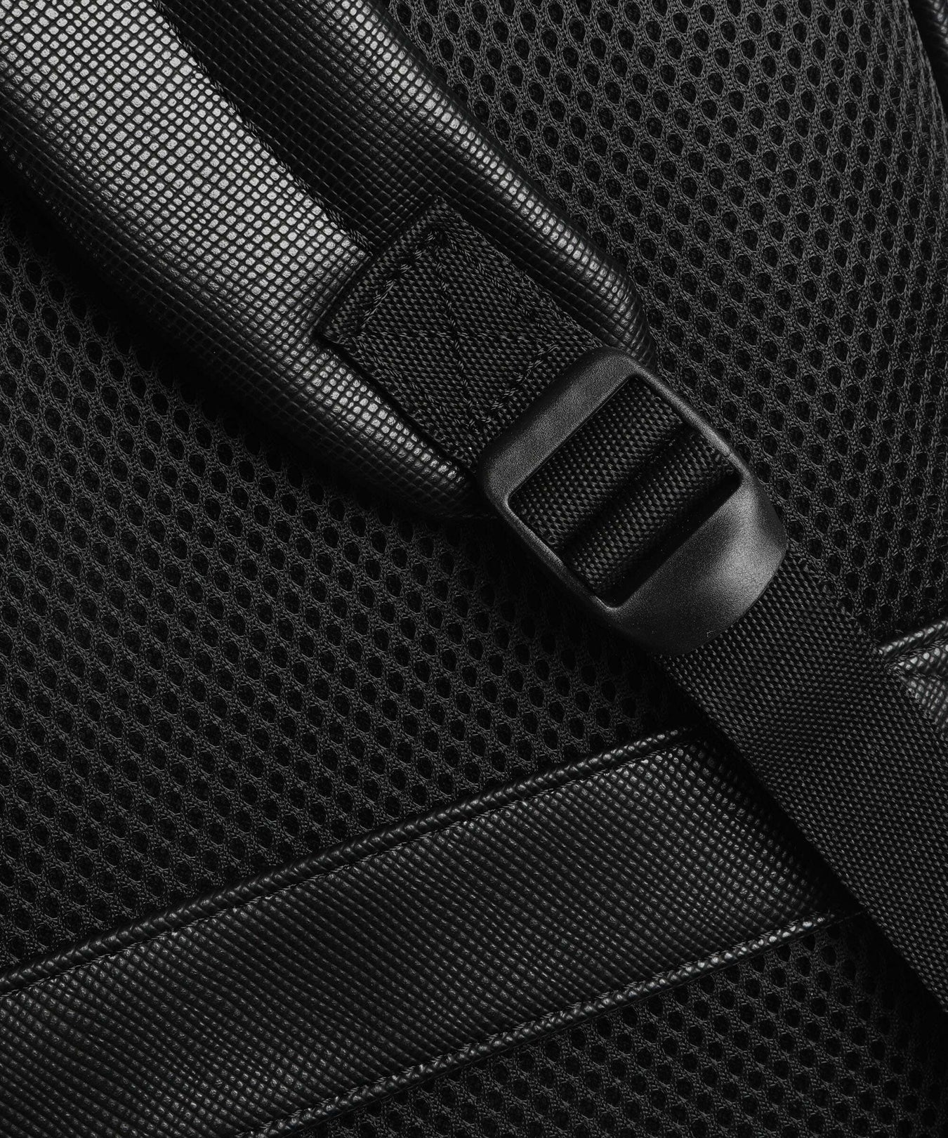 Guess Adelasia Backpack black