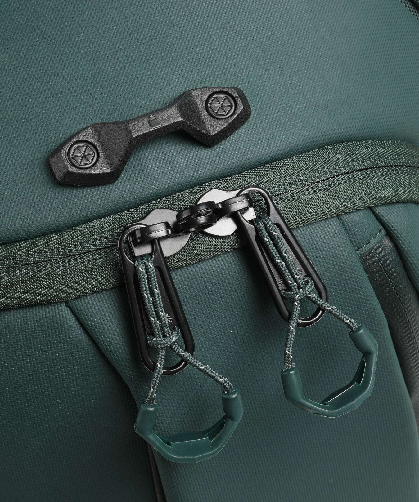 Eagle Creek Tarmac Carry-On Spinner (4 wheels) arctic sea green