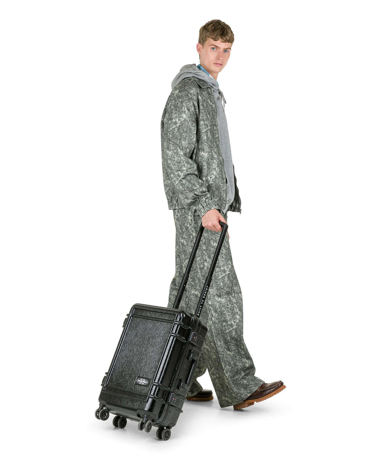 Eastpak Resist'R Case Spinner (4 wheels) brushed black