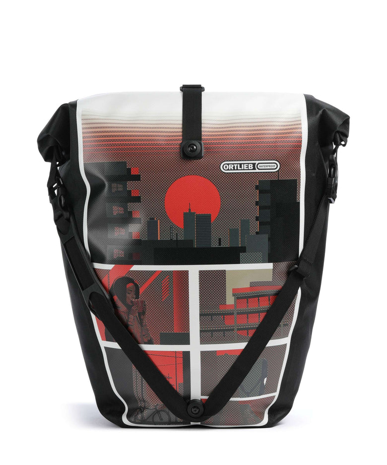 Ortlieb Back-Roller Design 20 Luggage bag morning routine