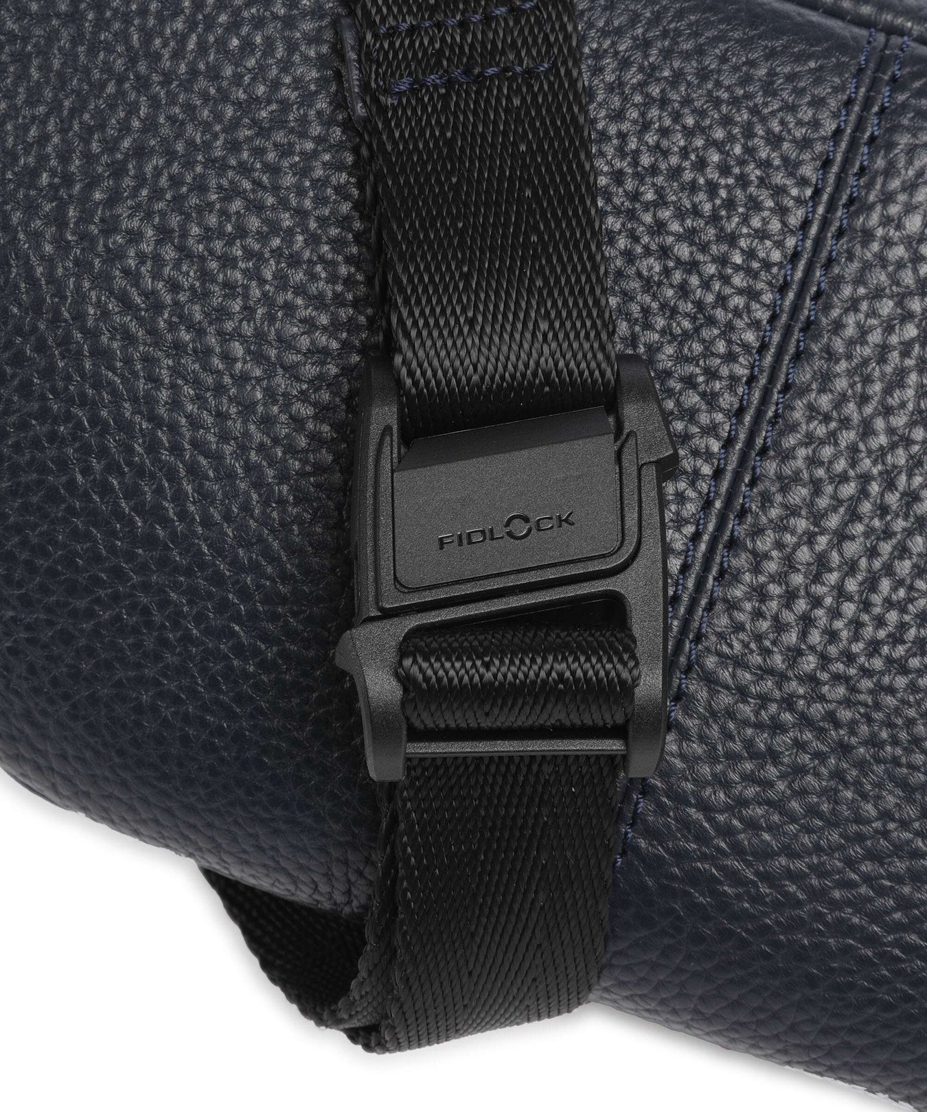 Braun Büffel Novara Fanny pack navy