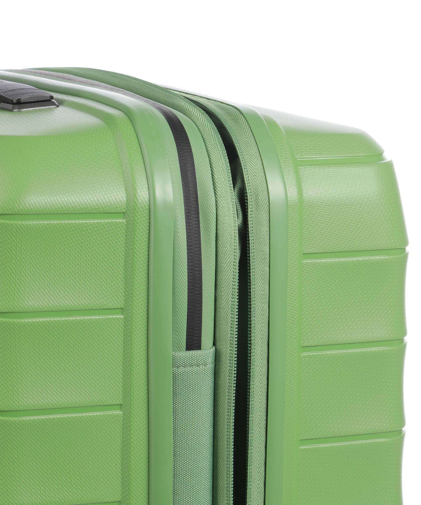 Travelite Mooby Spinner (4 wheels) grün