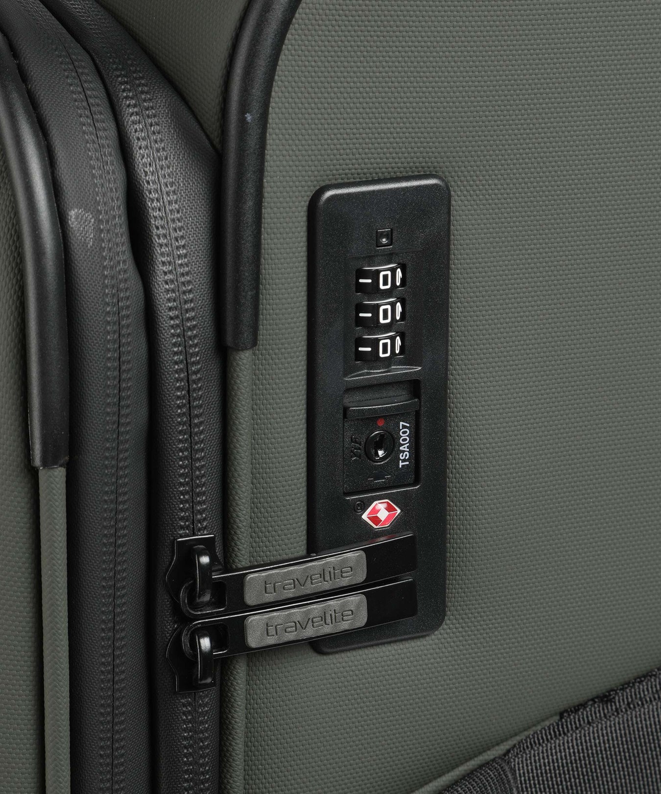 Travelite Briize Spinner (4 wheels) khaki