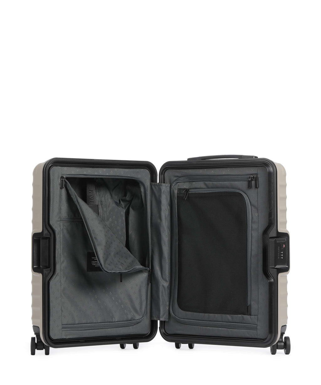 Titan Overseas Spinner (4 wheels) moonstone grey