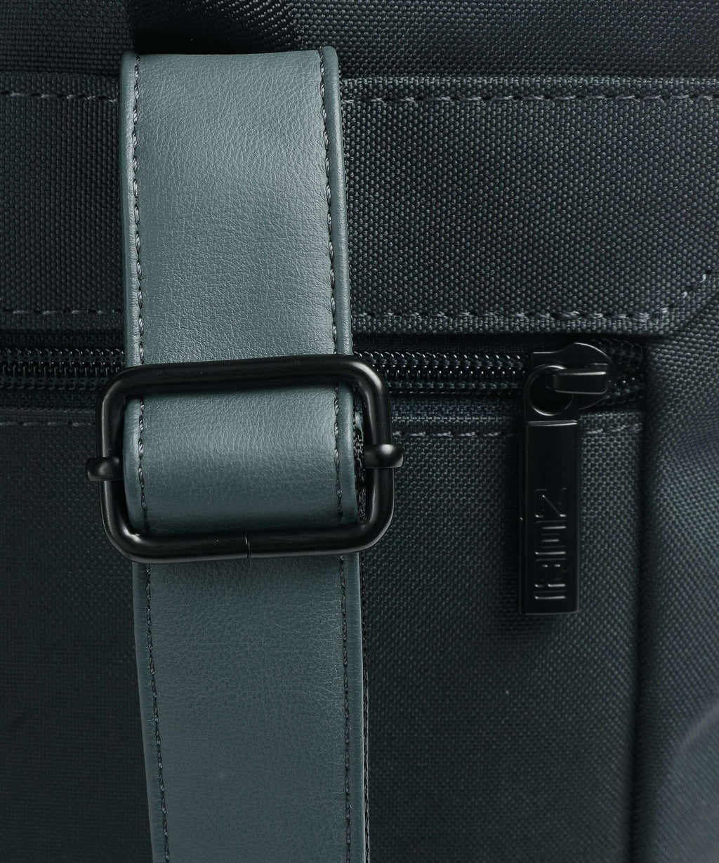 Zwei Benno BE130 Backpack pine