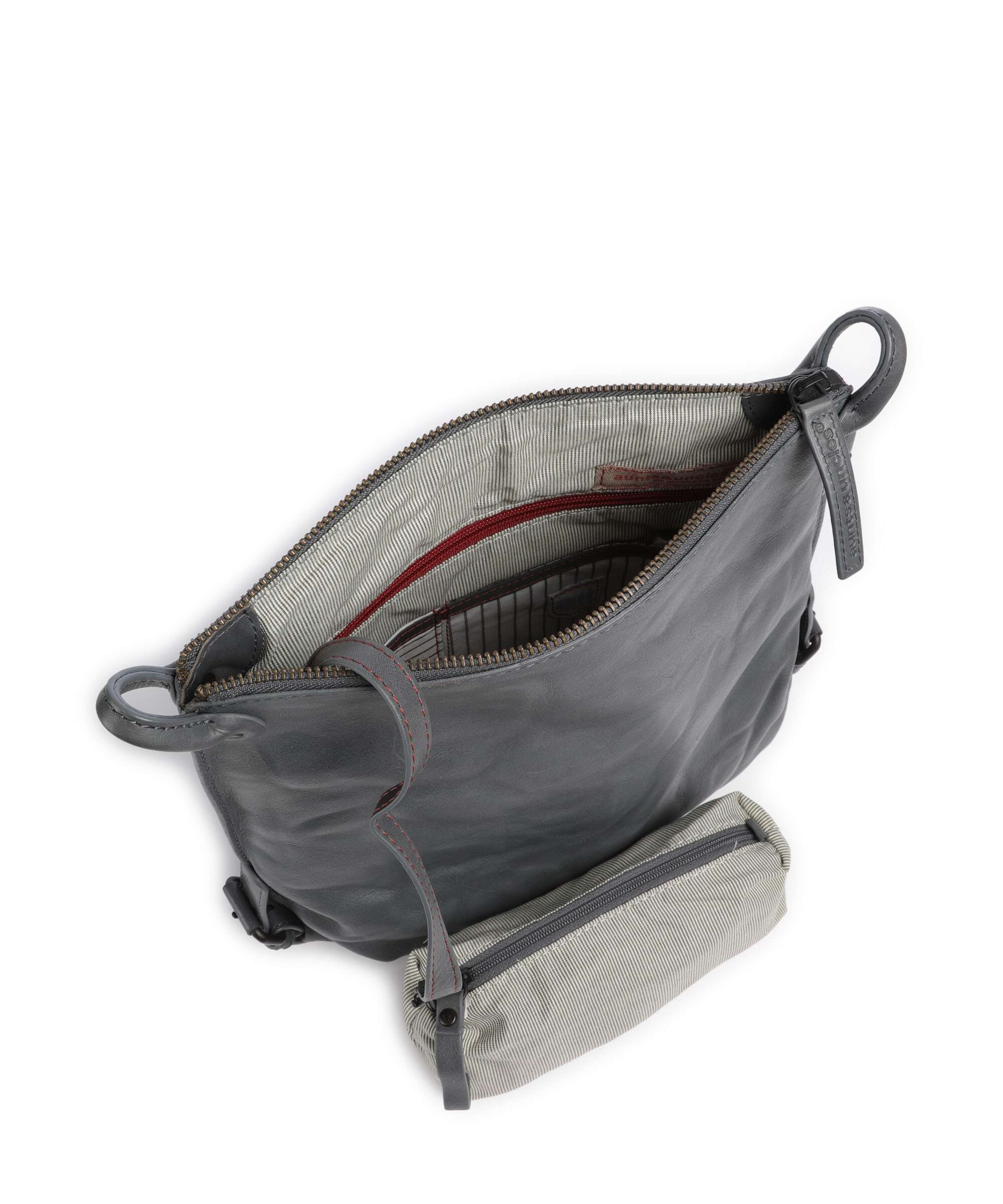 Aunts & Uncles Grandma's Luxury Club Mrs. Raisin Cookie Crossbody bag wind