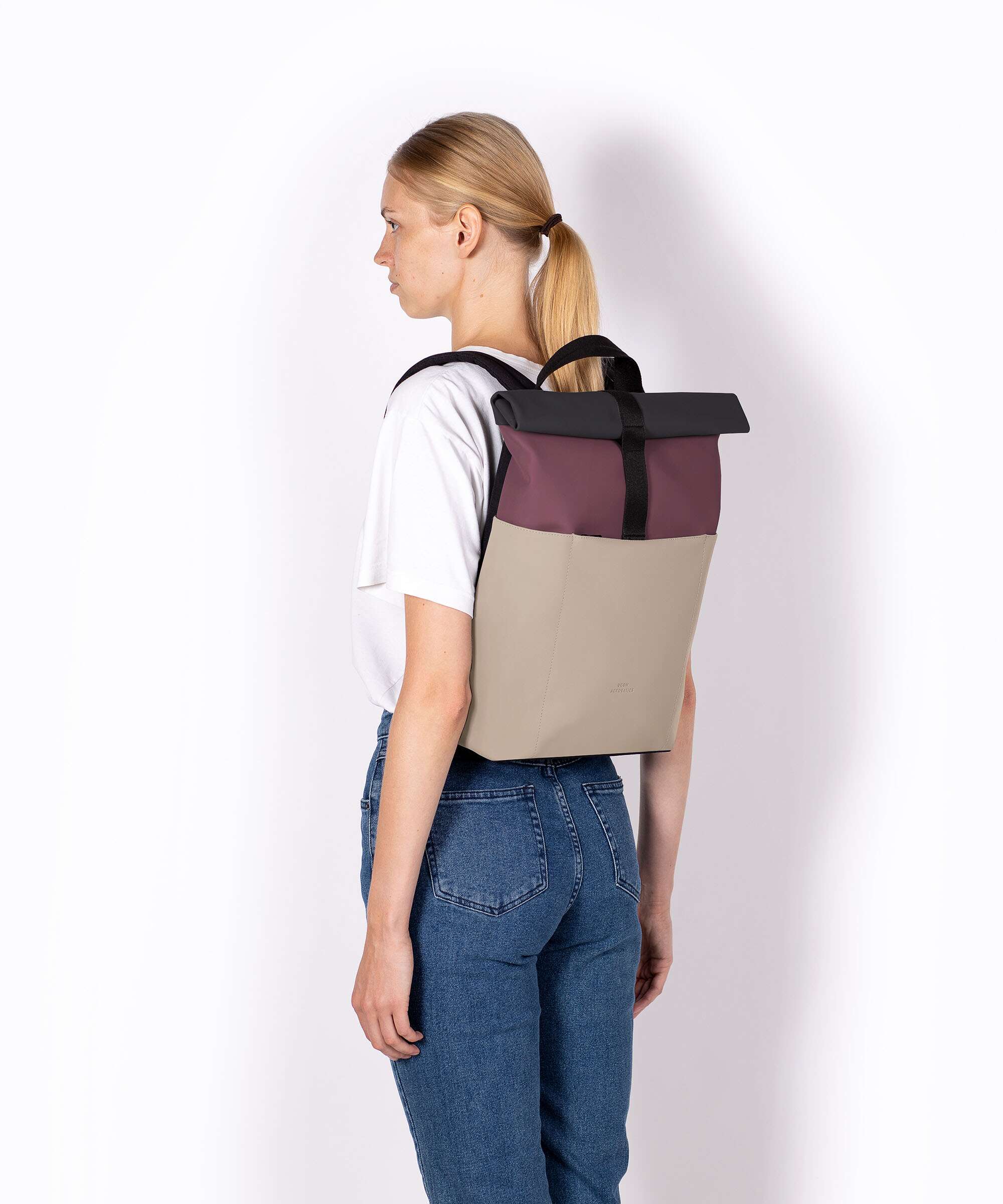 Ucon Acrobatics Lotus Hajo Mini Rolltop backpack dark rose