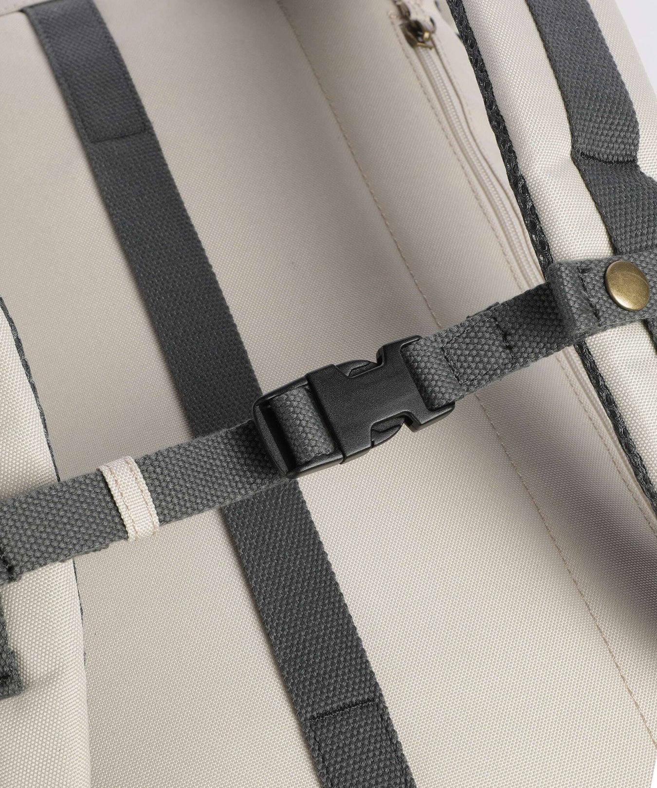 Doughnut Reborn Jetpack Rolltop backpack stone/wine