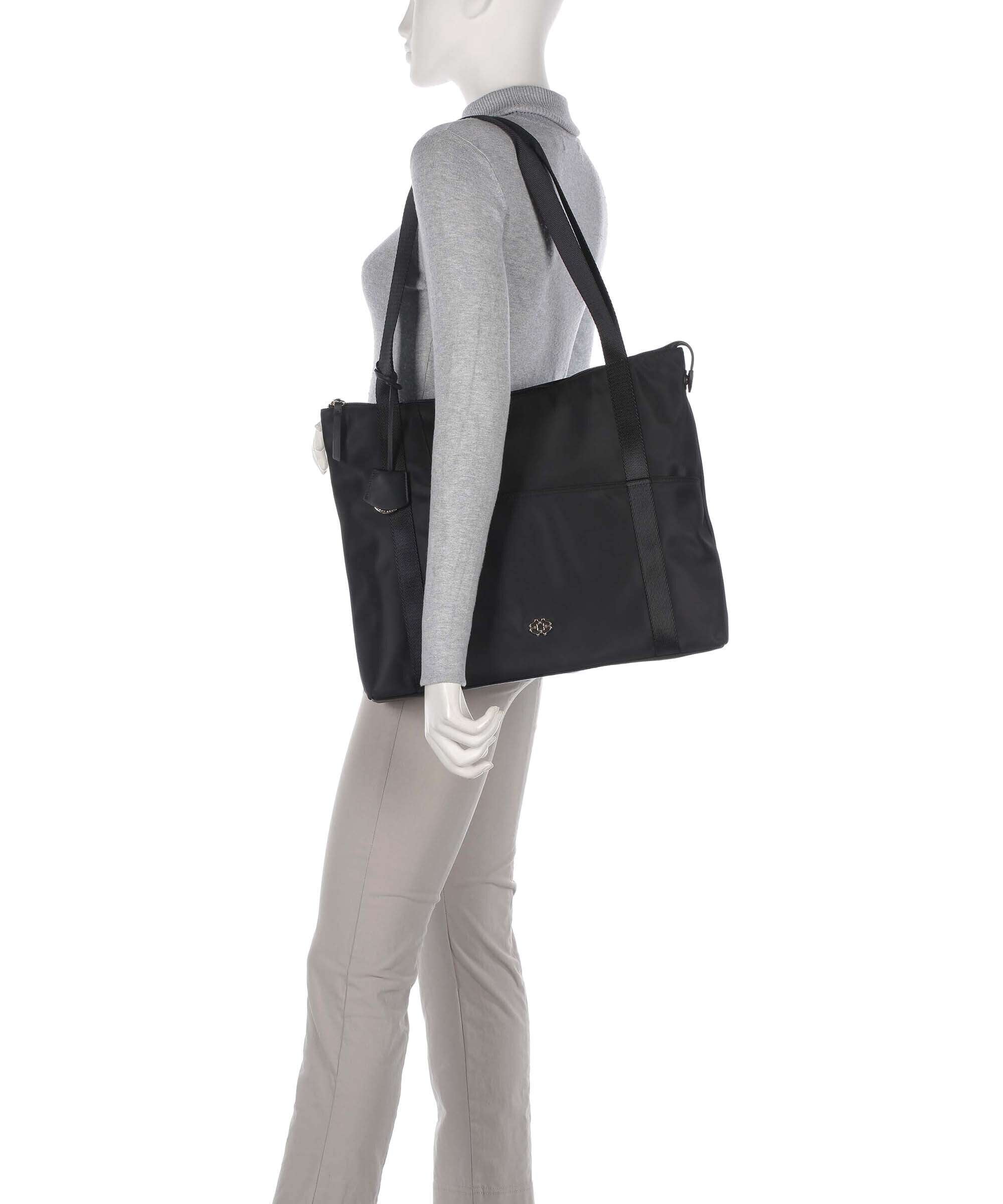 Radley London 24. Jul Hobo bag black