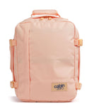 Cabin Zero Classic 28 Batoh sunny day