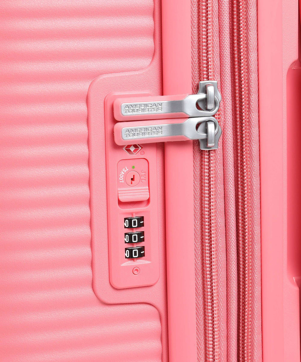 American Tourister Soundbox Spinner (4 wheels) sun kissed coral
