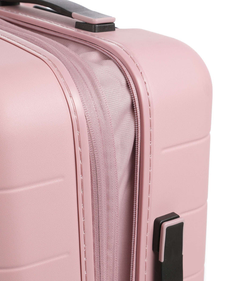 American Tourister Novastream Spinner (4 wheels) vintage pink