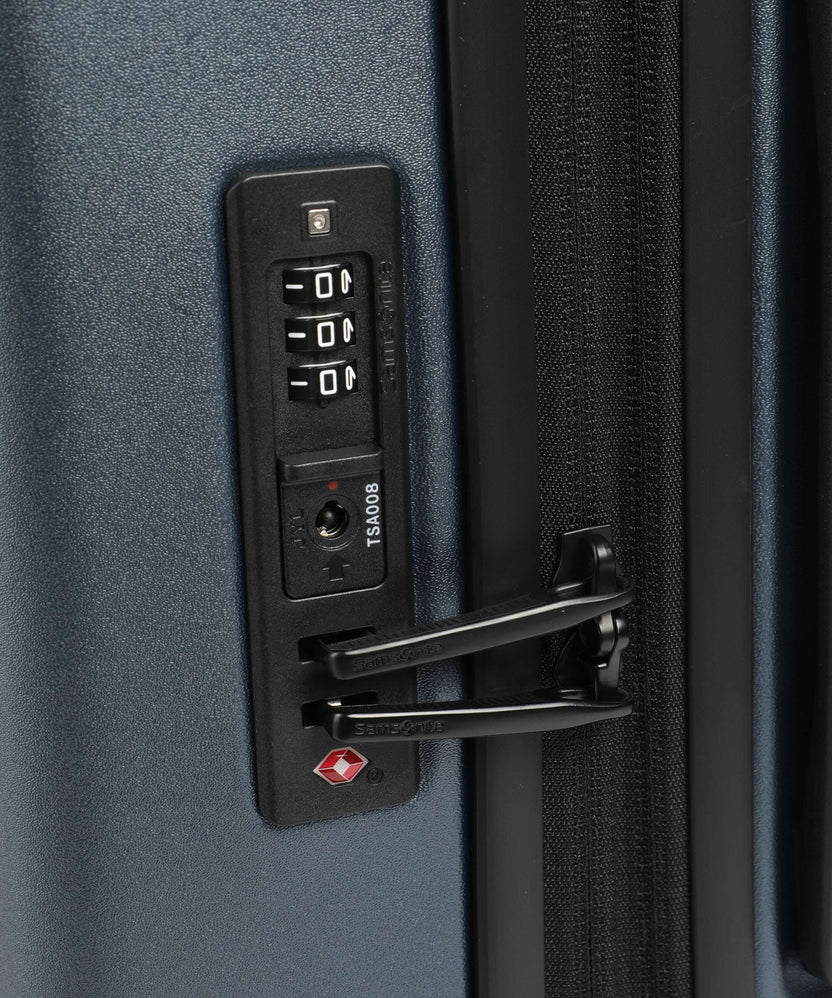 Samsonite Fyrm Spinner (4 wheels) steel blue