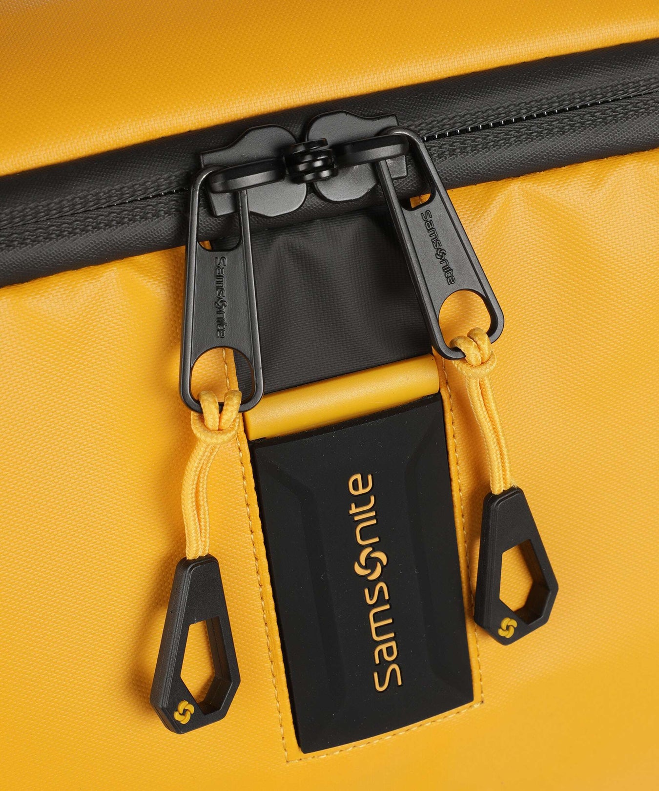 Samsonite Paradiver Light Travel bag with wheels yellow