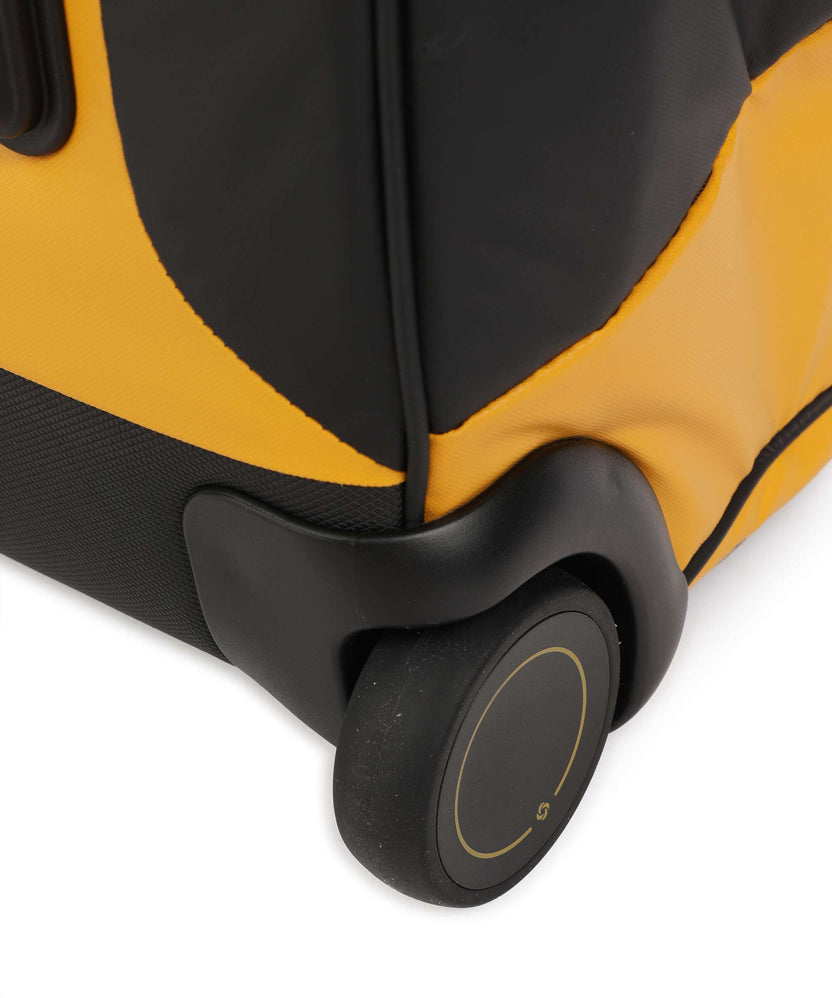 Samsonite Paradiver Light Travel bag with wheels yellow