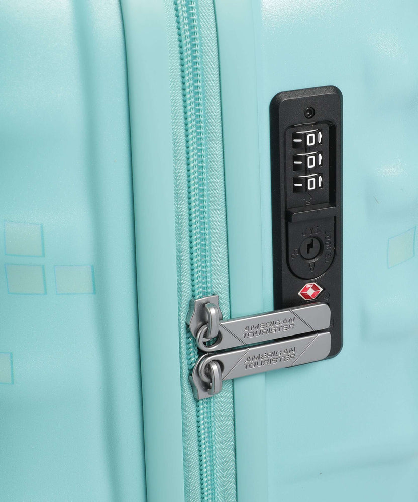 American Tourister Wavebreaker Disney Spinner (4 wheels) stitch flower