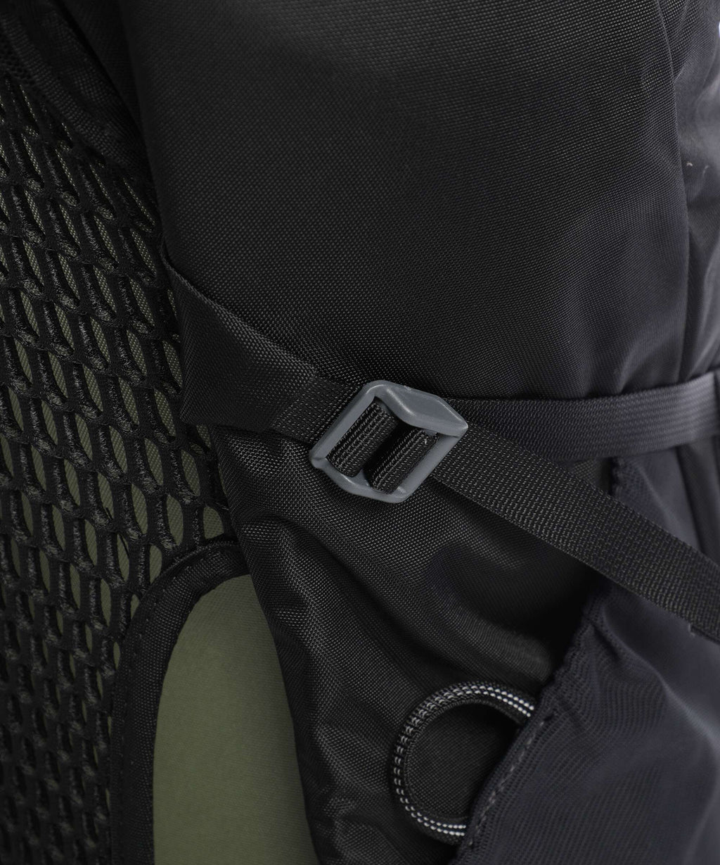 Gregory Arrio 30 RC Hiking backpack shadow pine black