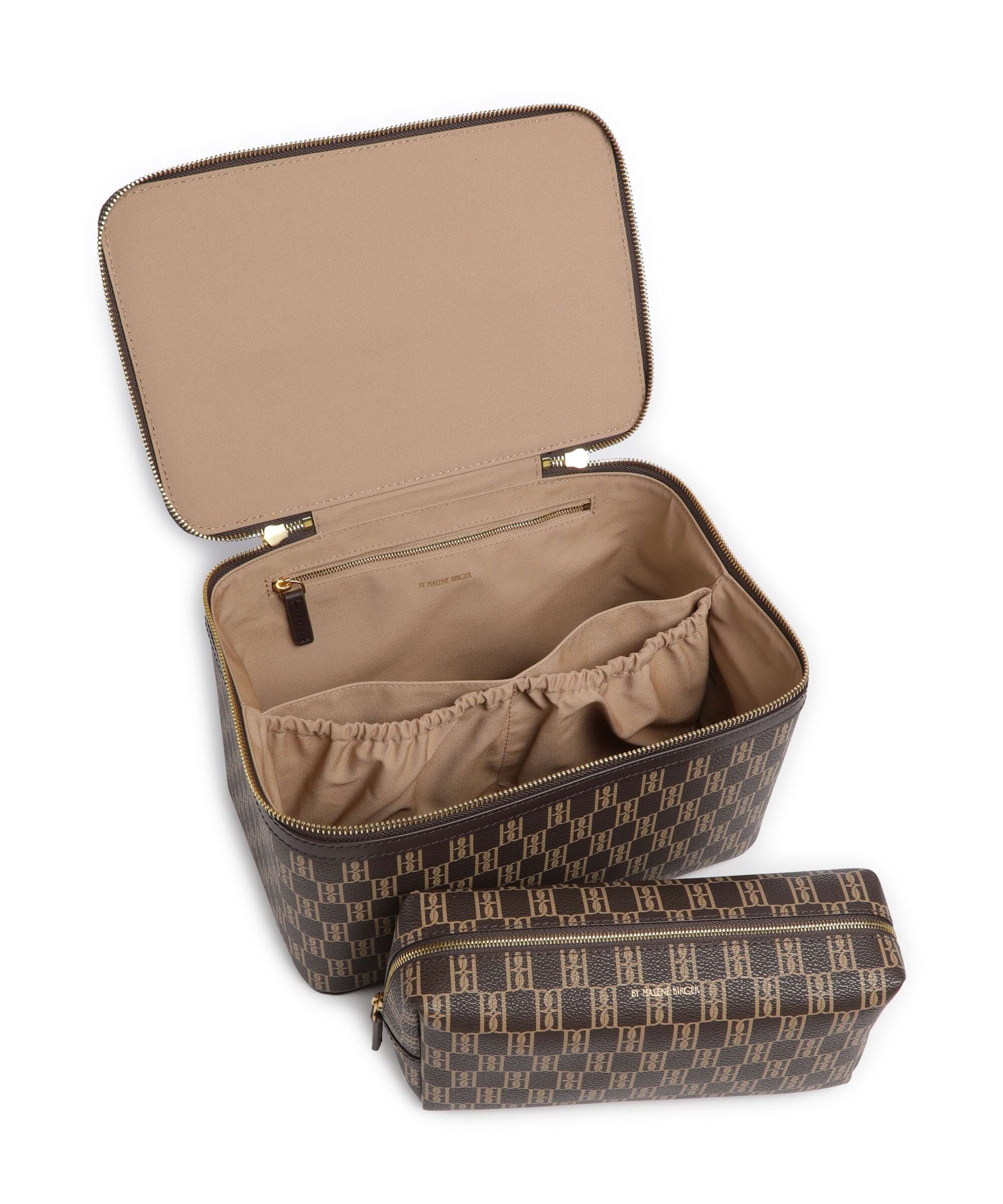 by Malene Birger Bae Beauty Toiletry bag shale