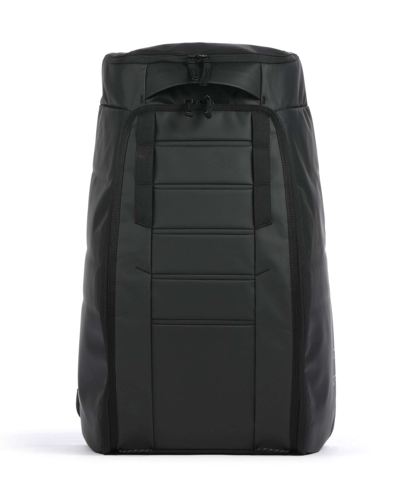 Db Hugger 45L Travel backpack black out