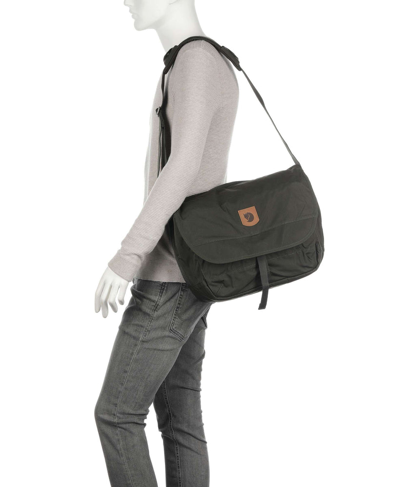 Fjällräven Greenland Messenger bag forest green