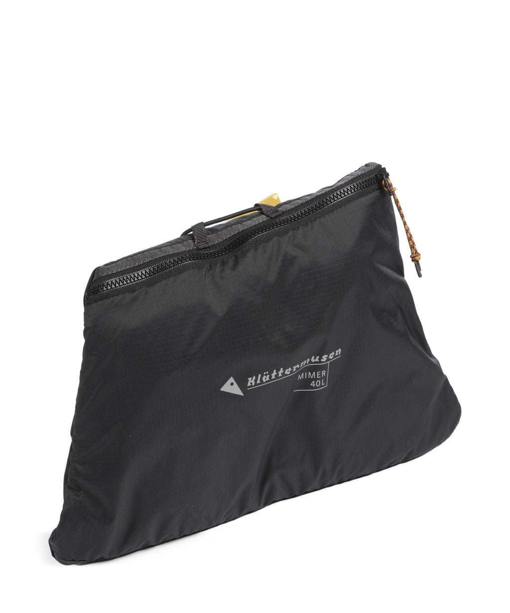 Klättermusen Mimer 40 Weekend bag raven