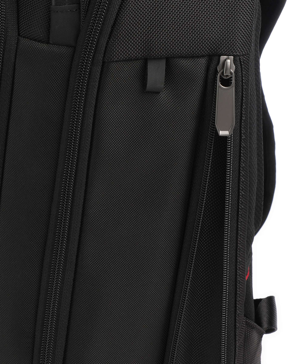 Victorinox Werks Traveler 7.0 Compact Backpack black