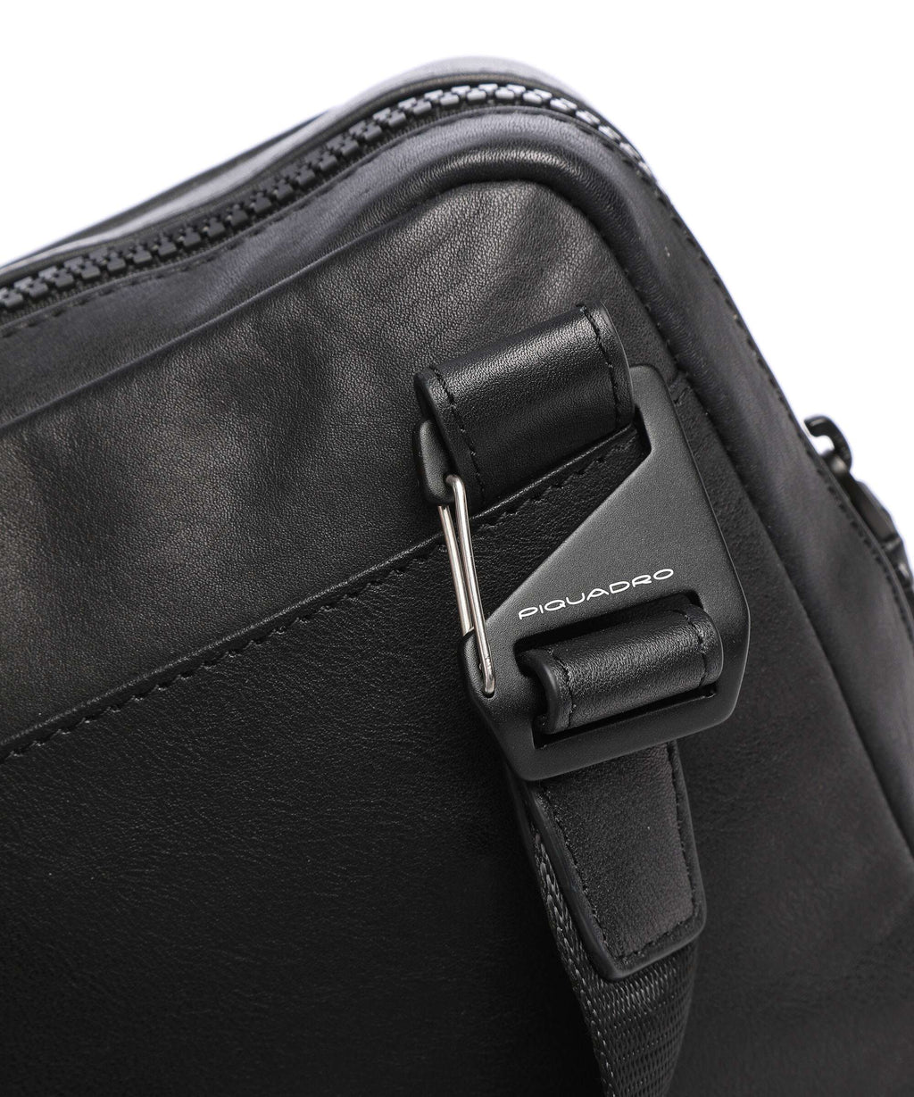 Piquadro Harper Crossbody bag black