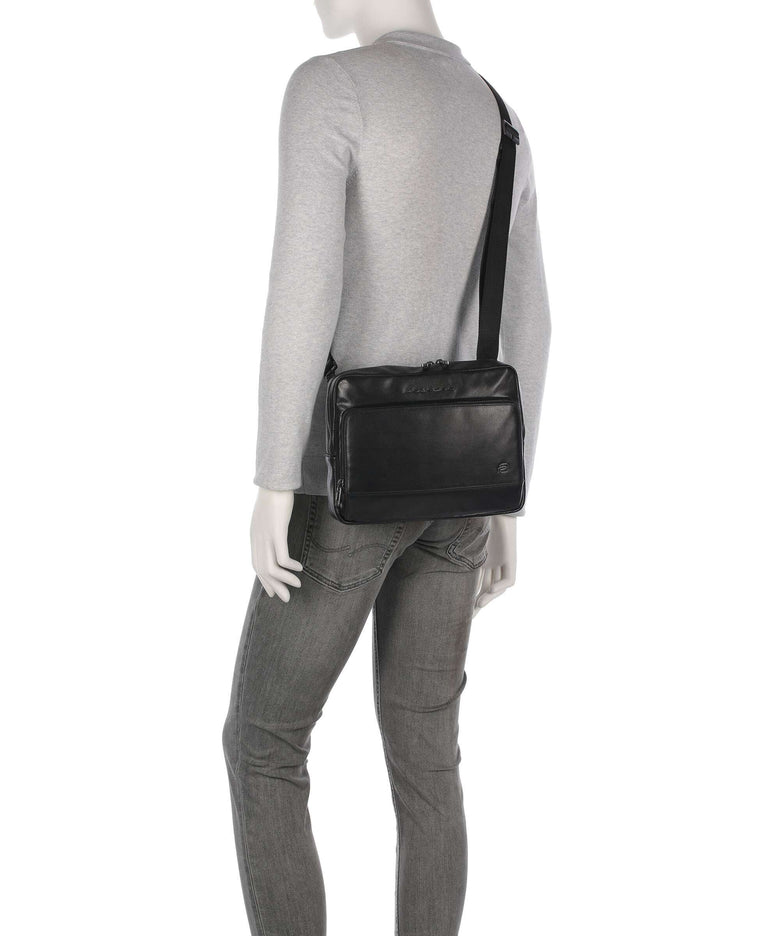 Piquadro W136 Crossbody bag nero