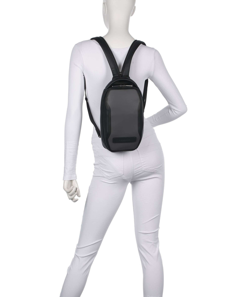Piquadro Rover  4 Sling bag black