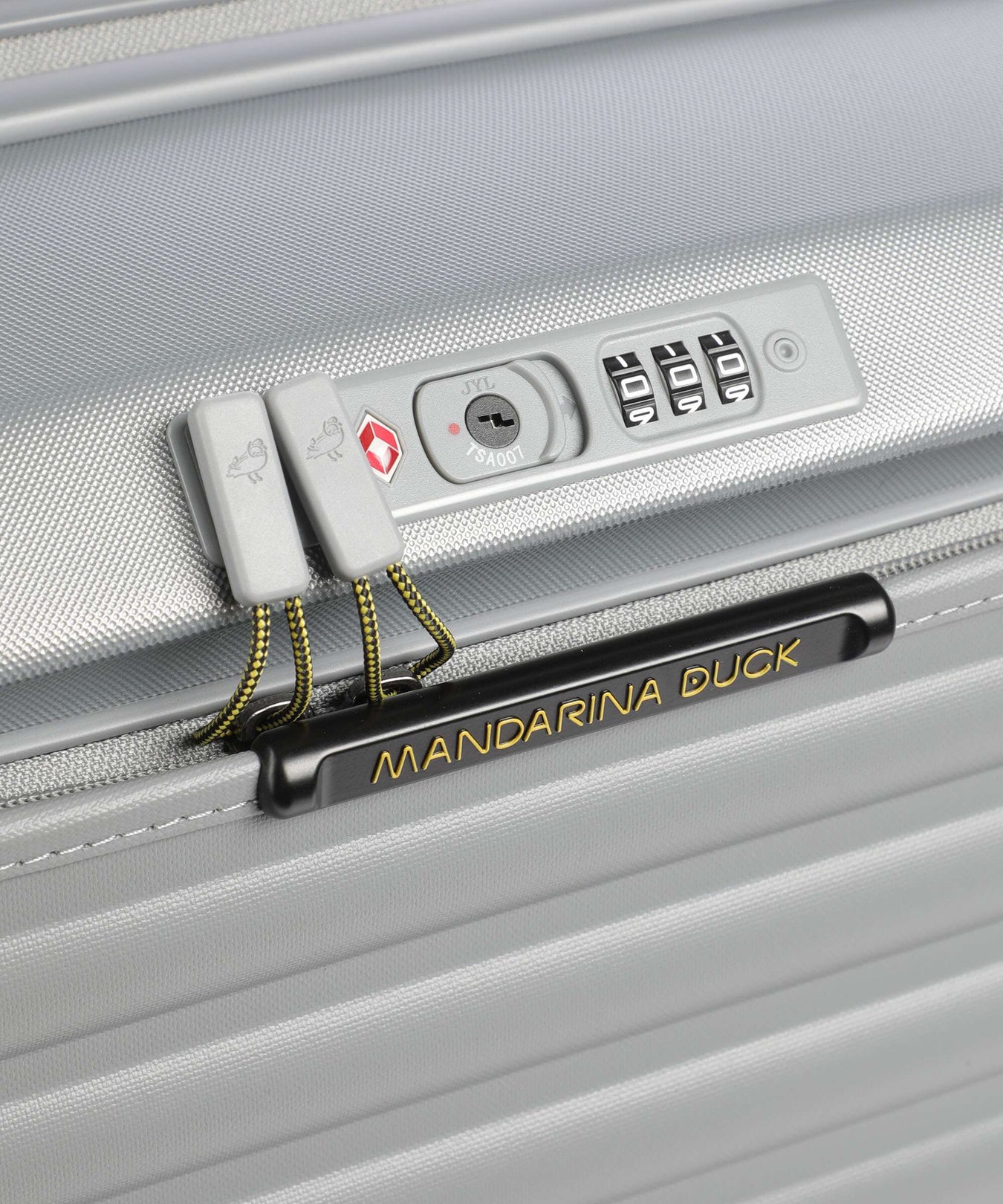 Mandarina Duck Smart Duck Spinner (4 wheels) iron