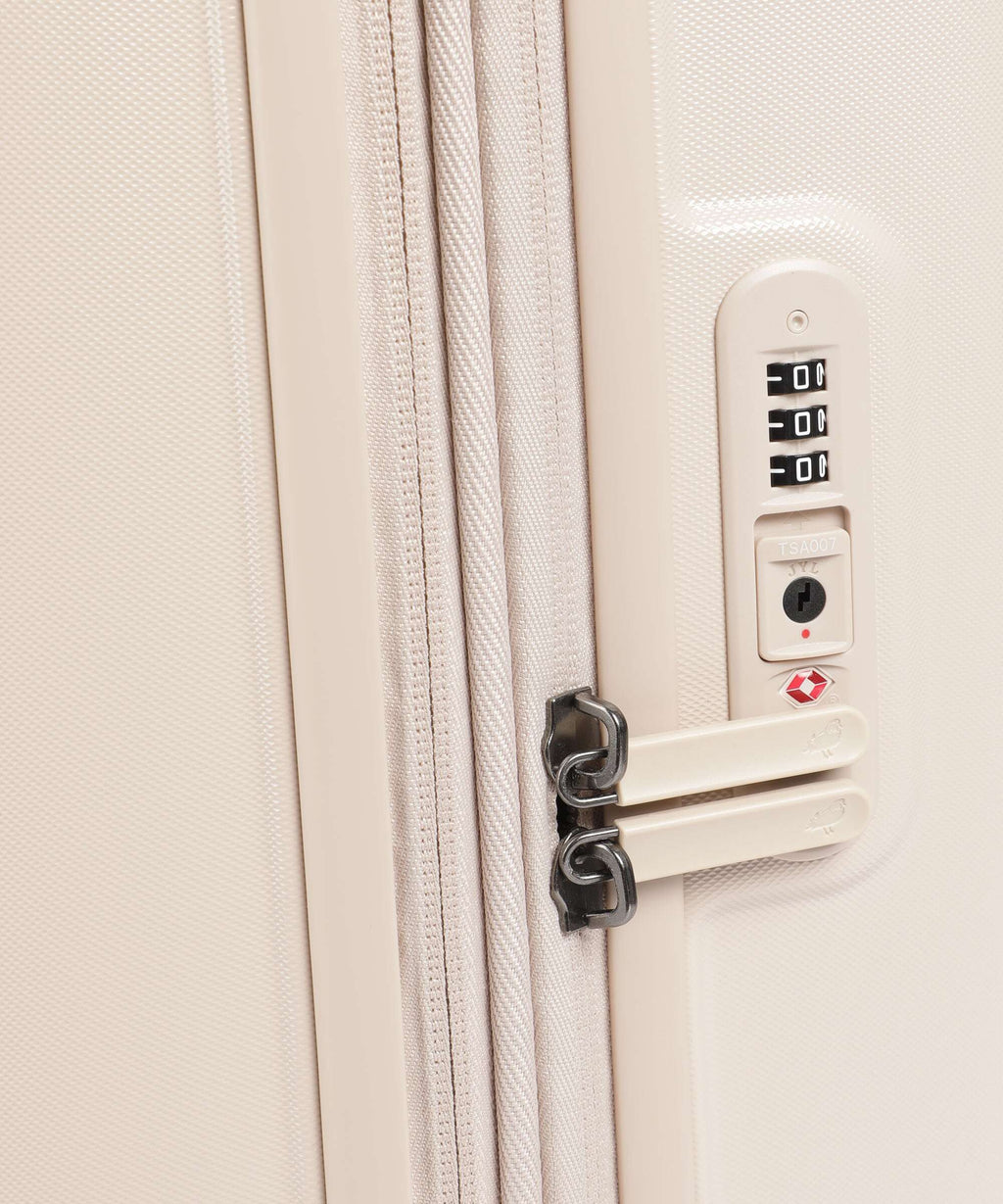 Mandarina Duck Logoduck+ Spinner (4 wheels) white mocha