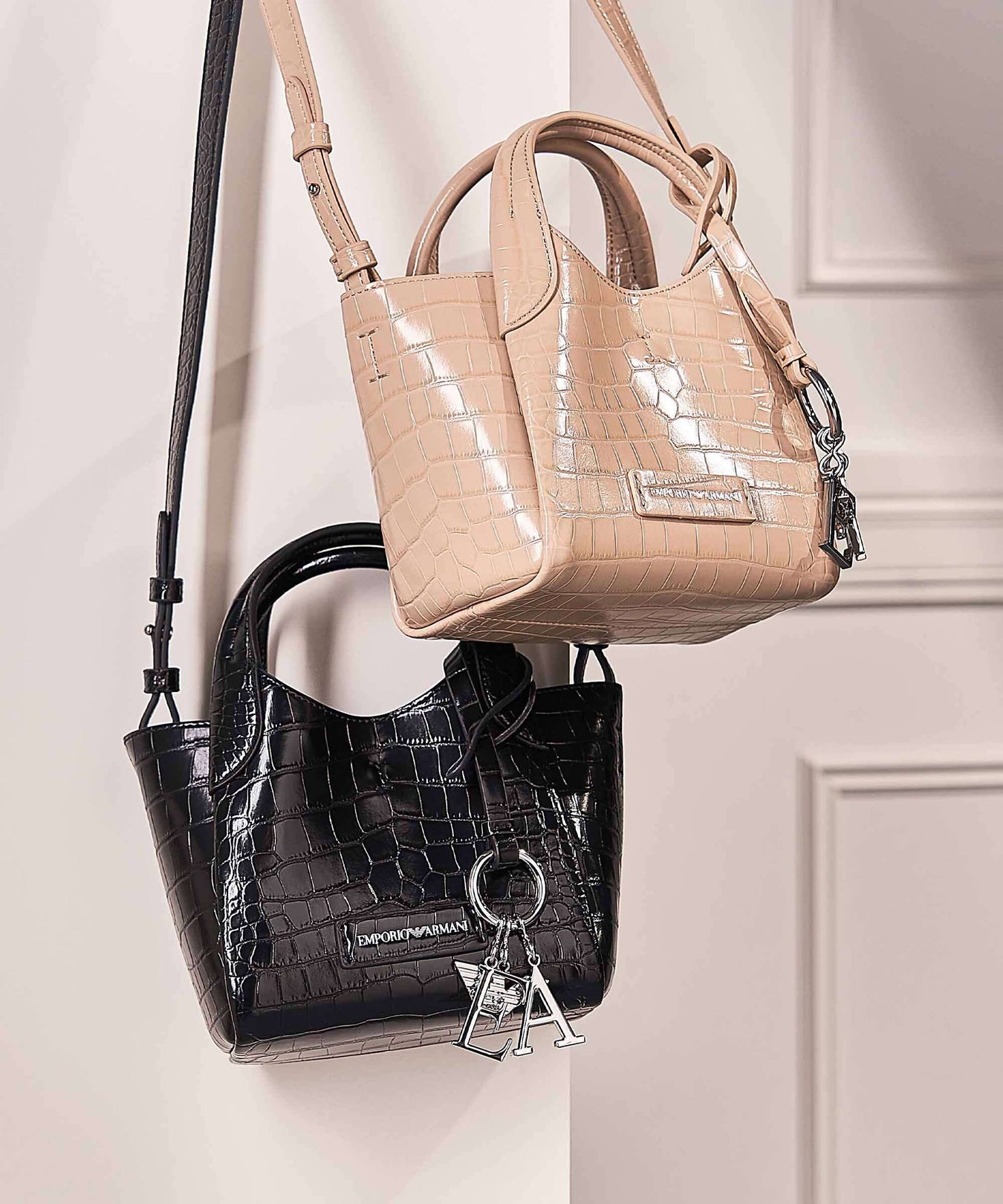 Emporio Armani Durini 24 Crossbody bag nero