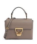 Coccinelle Arlettis Kabelka přes rameno warm taupe