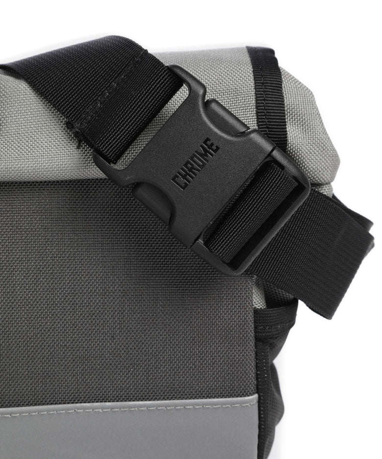 Chrome Doubletrack Handlebar bag fog