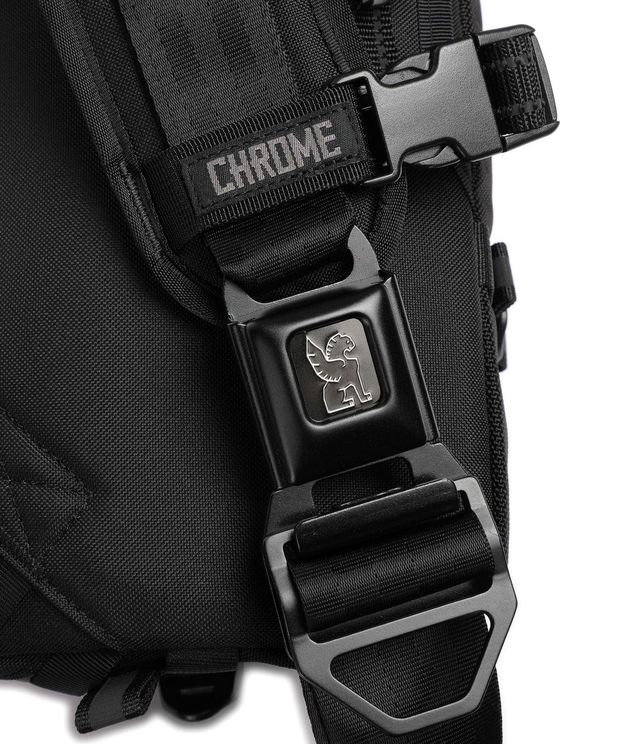 Chrome Kadet Sling bag black