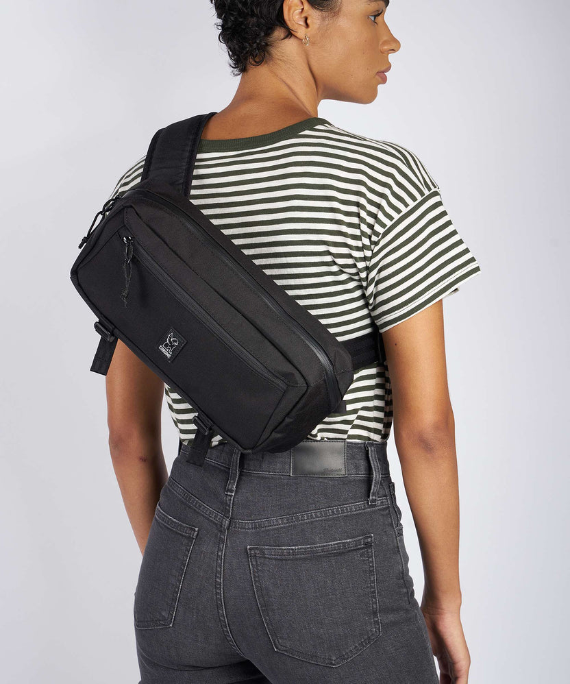 Chrome Kadet Mini Fanny pack sandstone