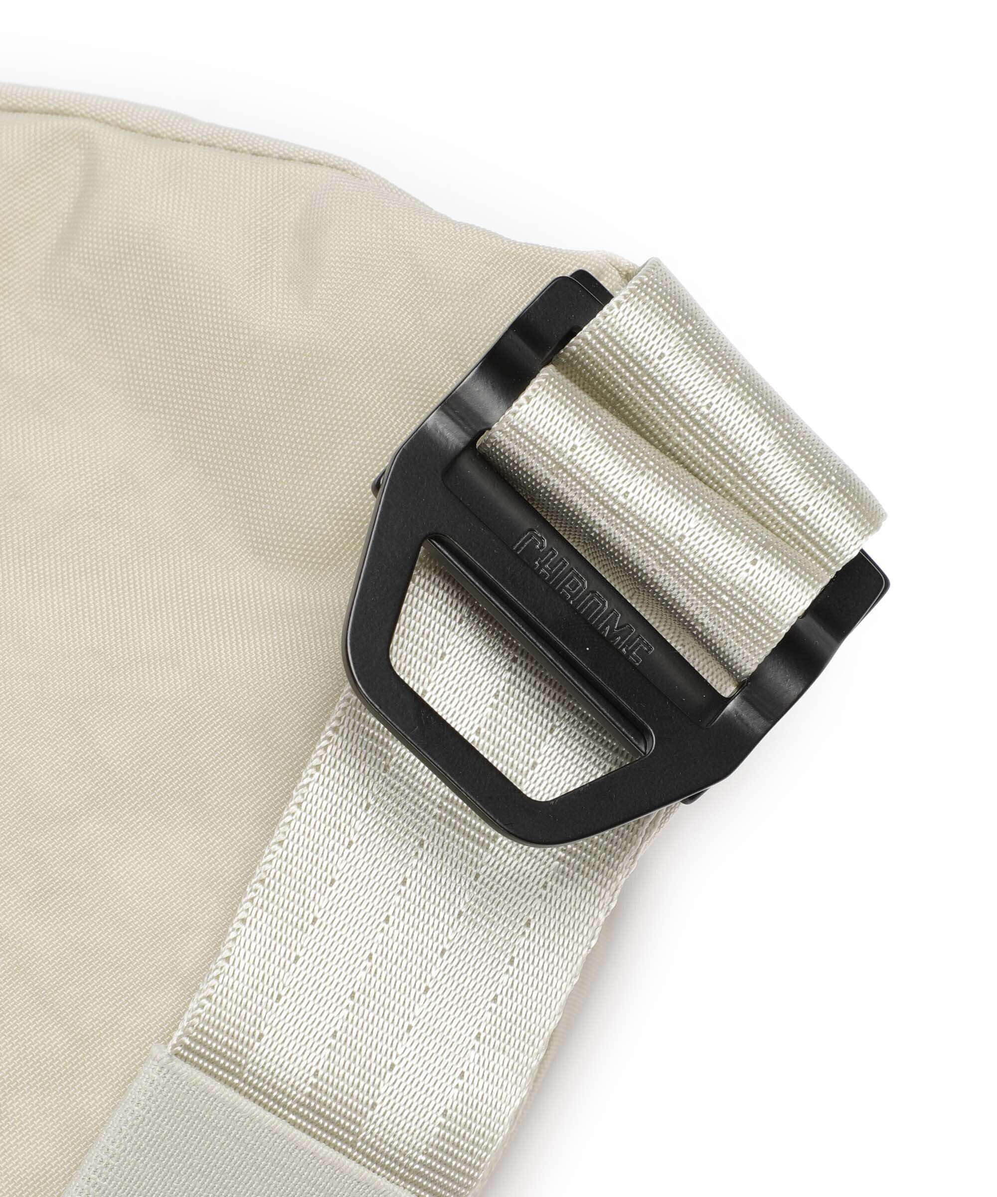 Chrome District Collection Sabin 6 Belt bag sandstone