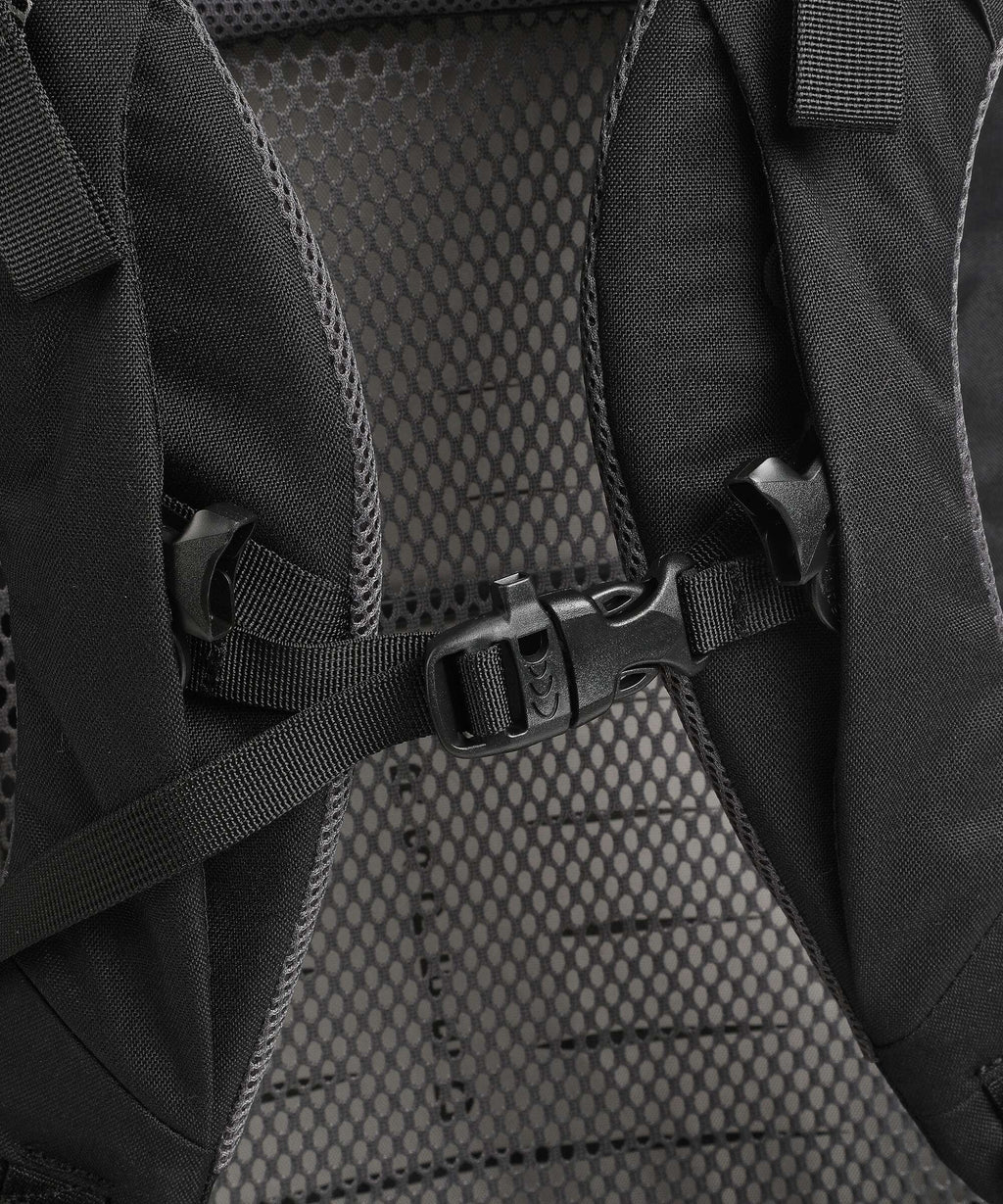 Osprey Farpoint Trek 55 Trekking backpack black