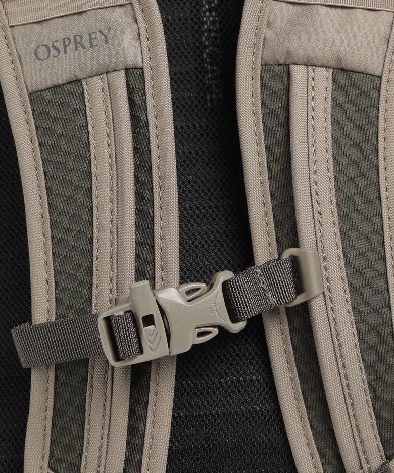 Osprey Daylite Hiking backpack tan concrete