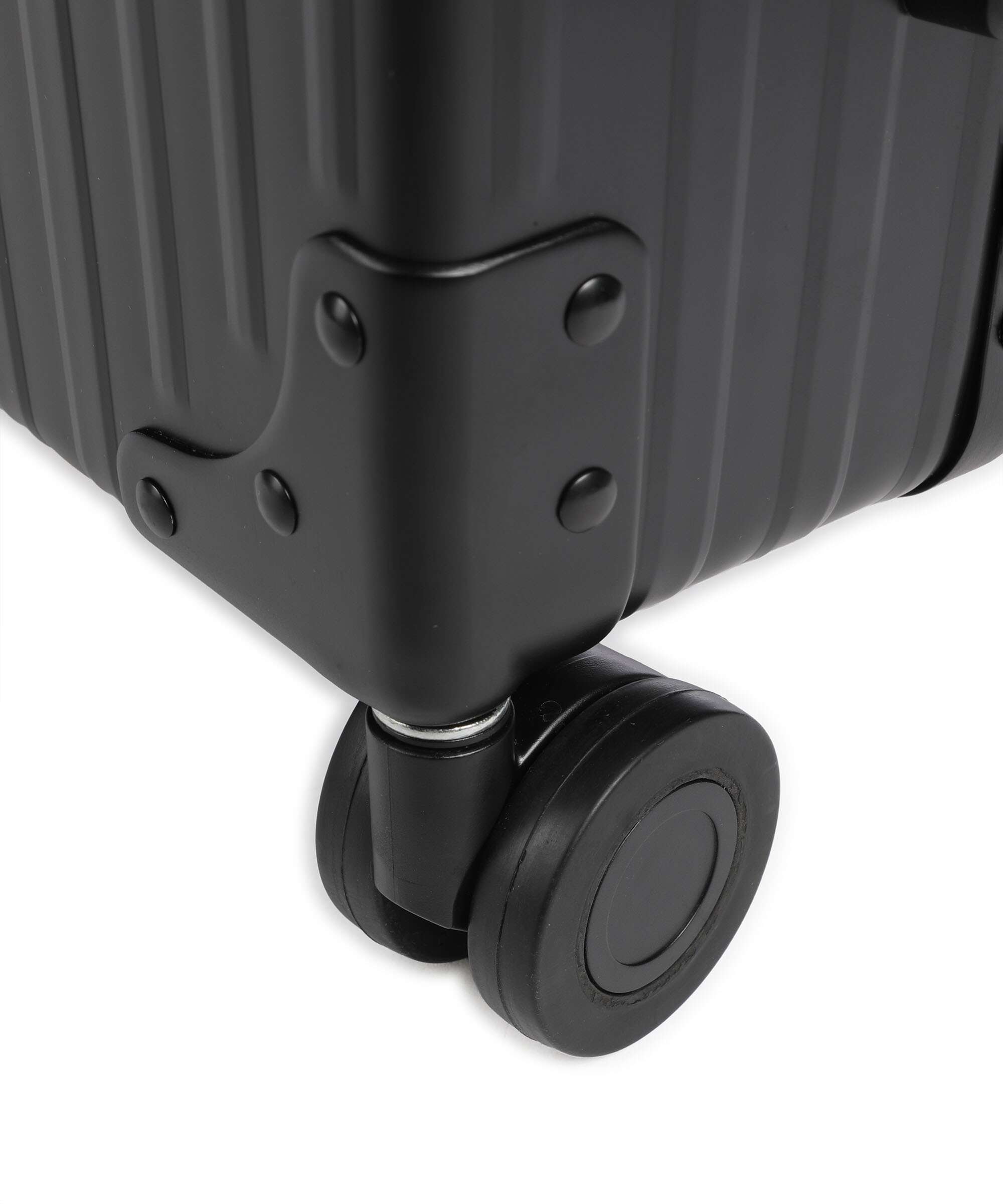 Aleon Domestic Carry-On Spinner (4 wheels) onyx