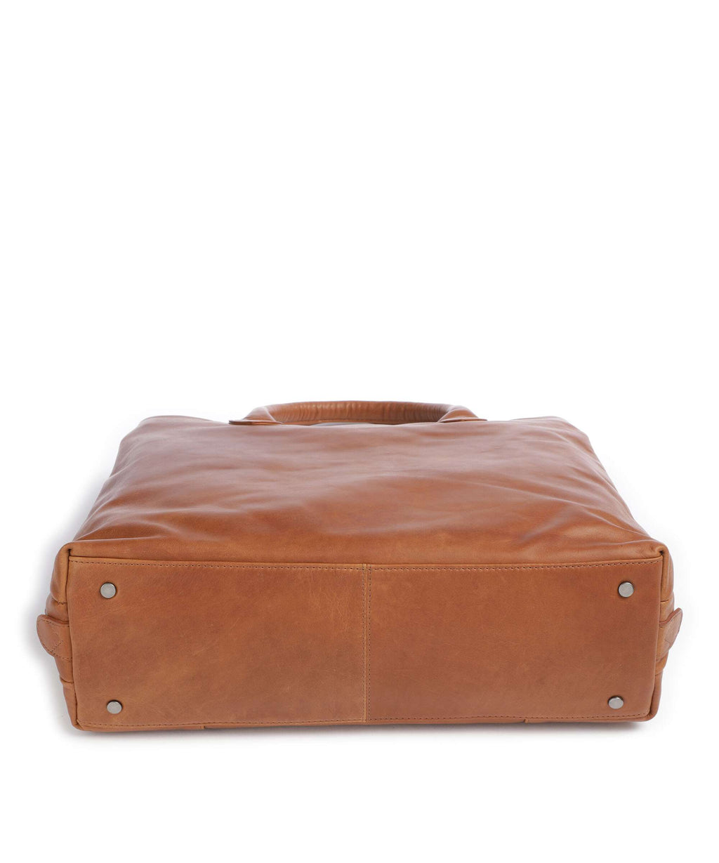 The Chesterfield Brand Wax Pull Up Cow Passau Handbag cognac