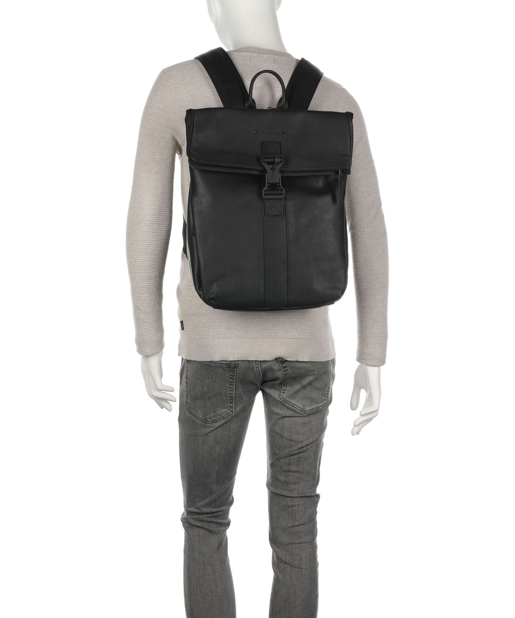 The Chesterfield Brand Wax Pull Up Cow Savona Backpack black
