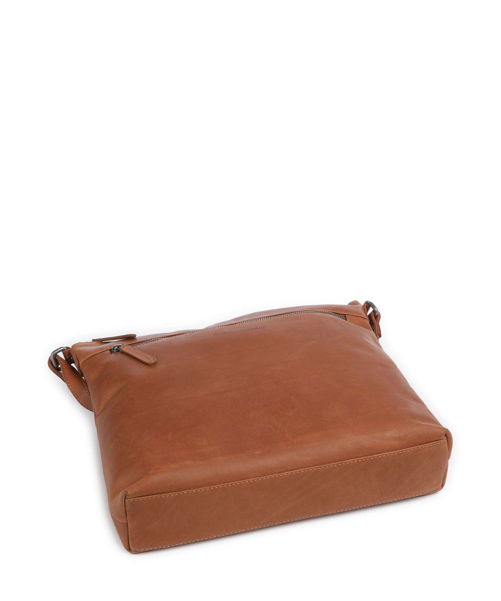 The Chesterfield Brand Wax Pull Up Cow Cartagena Crossbody bag cognac