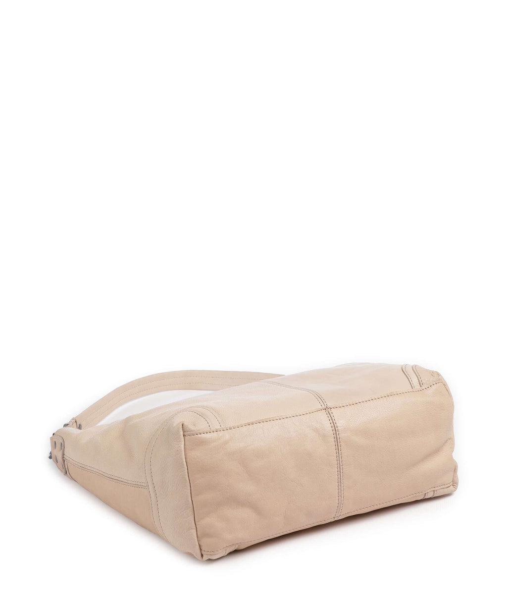 The Chesterfield Brand Washed Waxed Cow Bolivia Hobo bag beige