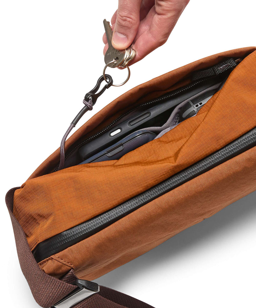 Bellroy Venture 6L Sling bag bronze