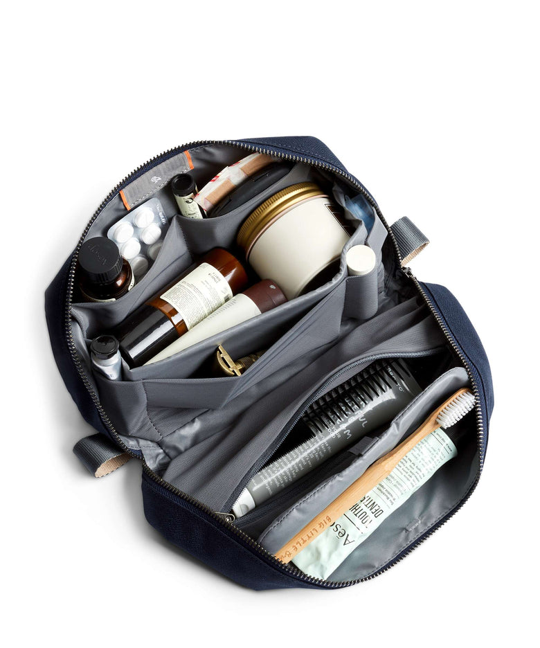 Bellroy Plus Toiletry bag navy